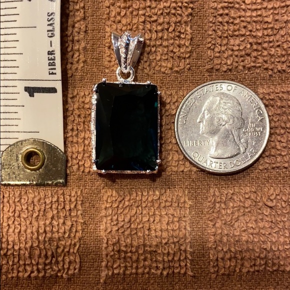 London Blue Topaz, Dark Blue Pendant - Picture 4 of 4